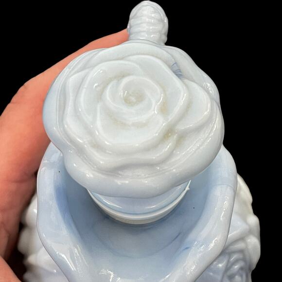 Vintage Avon Blue Milk Glass Pitcher w/ Stopper 1978 Victorian Rose Floral - Picture 8 of 11